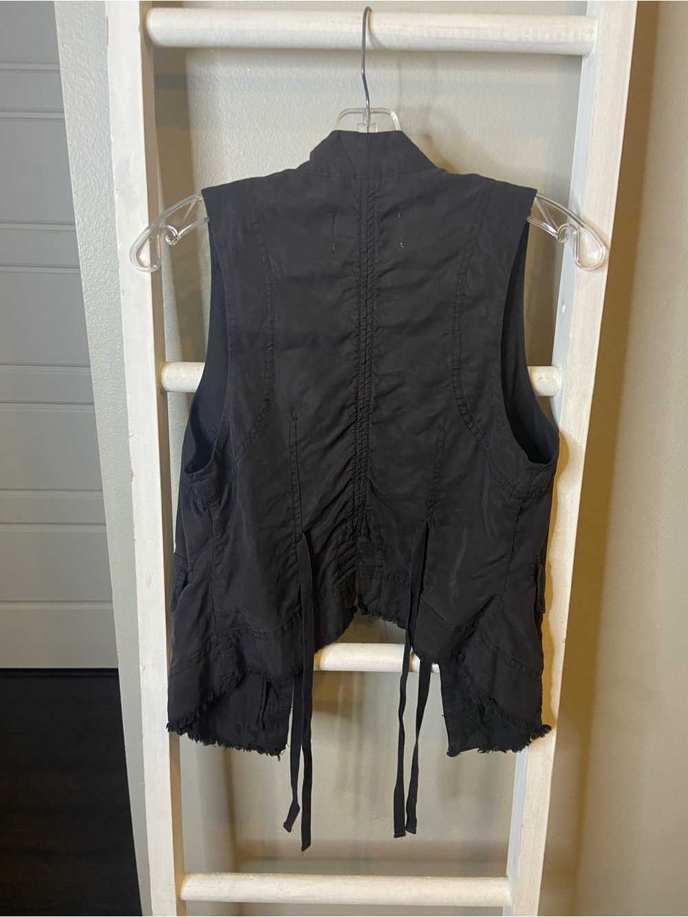 We The Free Black Sleeveless Button Vest with Ties - Picture 6 of 9